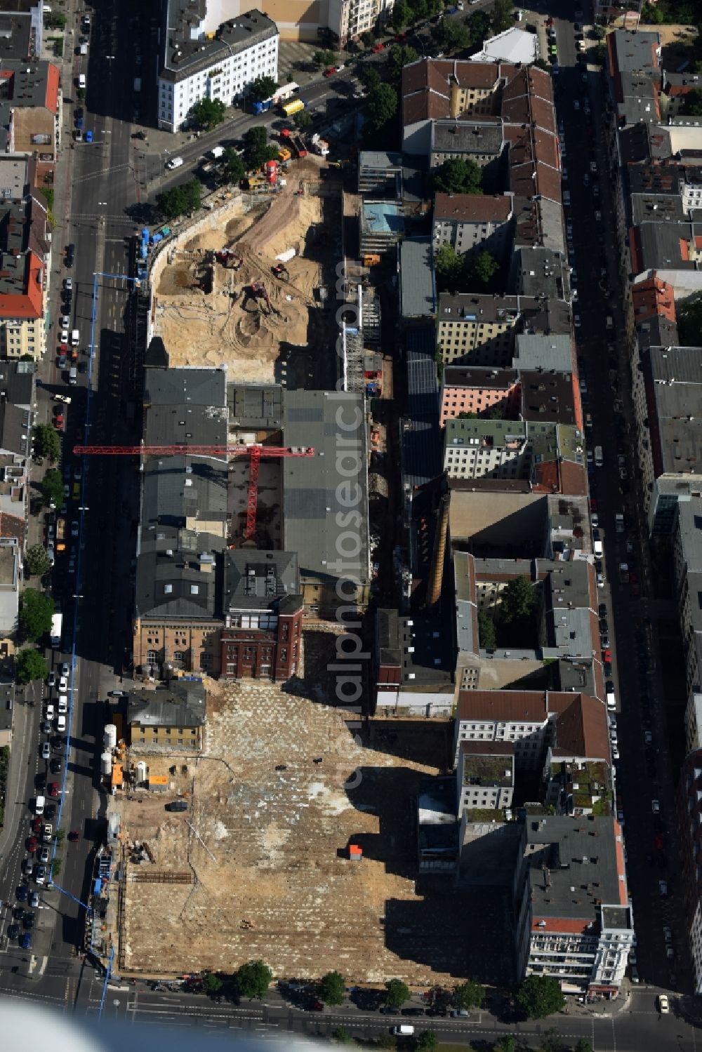 Aerial image Berlin - New construction of the building complex of the shopping center Schultheiss Quarter in Moabit district in Berlin