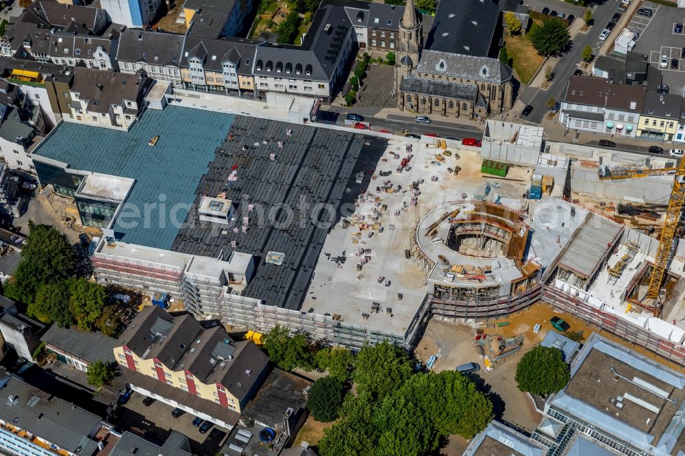 Aerial image Velbert - New construction of the building complex of the shopping center a?? Stadtgalerie Velbert a?? in Velbert in the state North Rhine-Westphalia, Germany