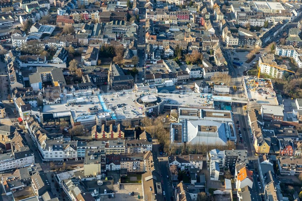 Velbert from the bird's eye view: Construction site for the new construction of the building complex of the StadtGalerie shopping center in Velbert in the state of North Rhine-Westphalia, Germany