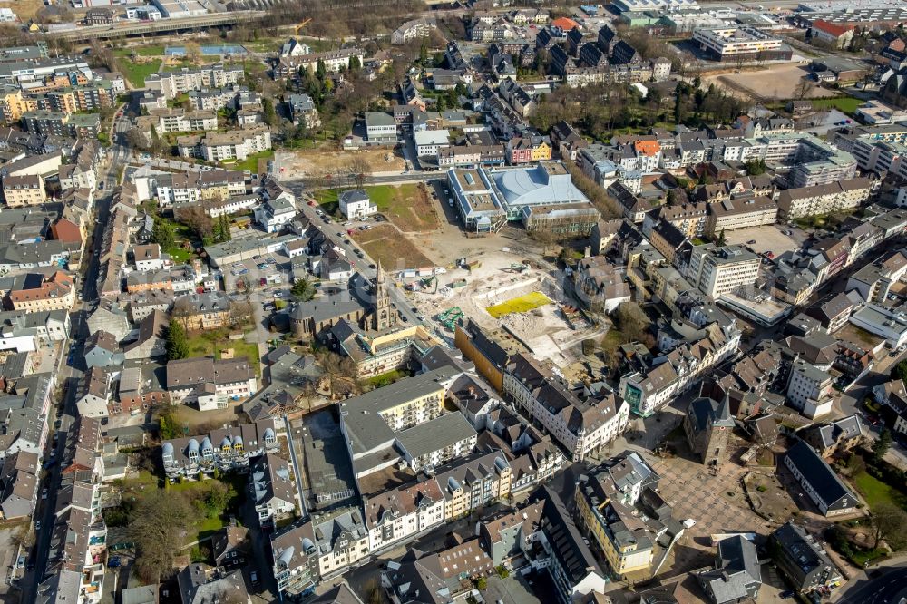 Velbert from the bird's eye view: Construction site for the new construction of the building complex of the StadtGalerie shopping center in Velbert in the state of North Rhine-Westphalia, Germany