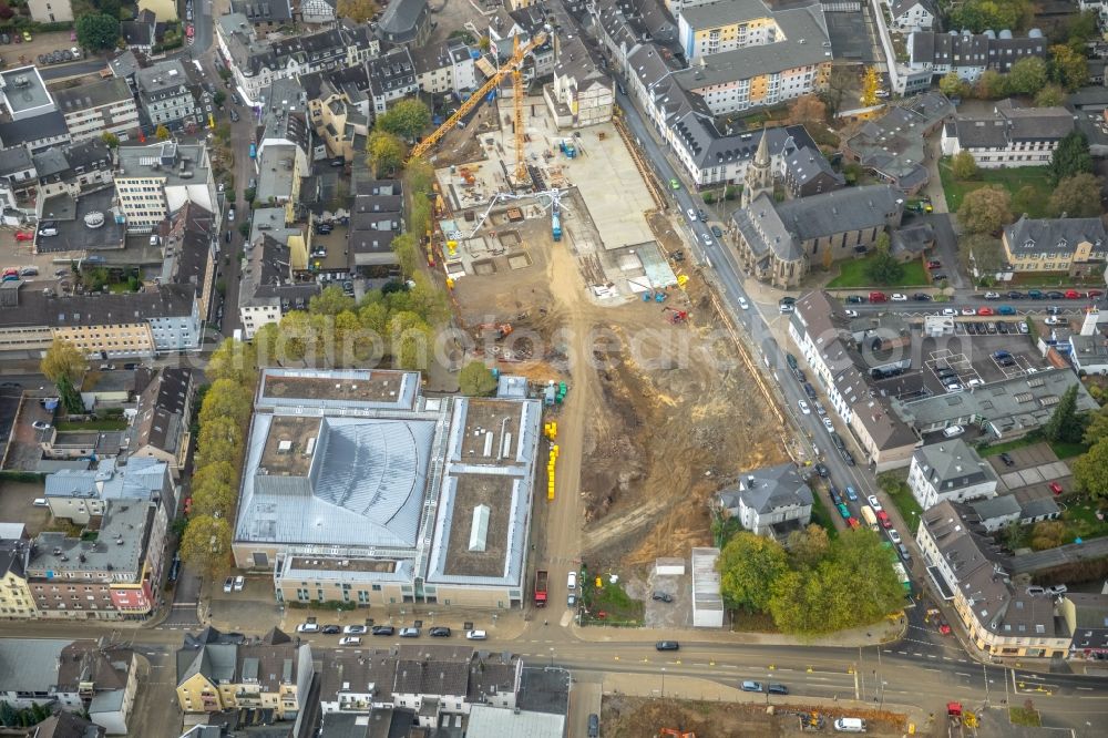 Velbert from the bird's eye view: New construction of the building complex of the shopping center a?? Stadtgalerie Velbert a?? in Velbert in the state North Rhine-Westphalia, Germany