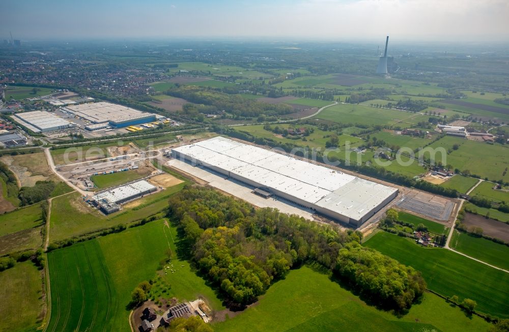 Aerial photograph Werne - Construction site to build a new building complex on the site of the logistics center Amazon Logistik in Werne in the state North Rhine-Westphalia