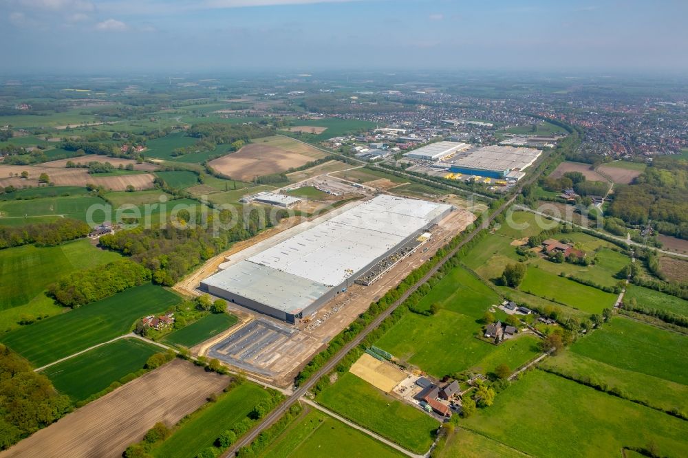 Aerial image Werne - Construction site to build a new building complex on the site of the logistics center Amazon Logistik in Werne in the state North Rhine-Westphalia