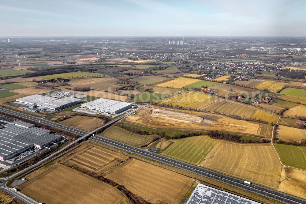 Hamm from the bird's eye view: Construction site to build a new building complex on the site of the logistics center of DPD Deutschland GmbH on Osterboenener Weg in Hamm in the state North Rhine-Westphalia, Germany