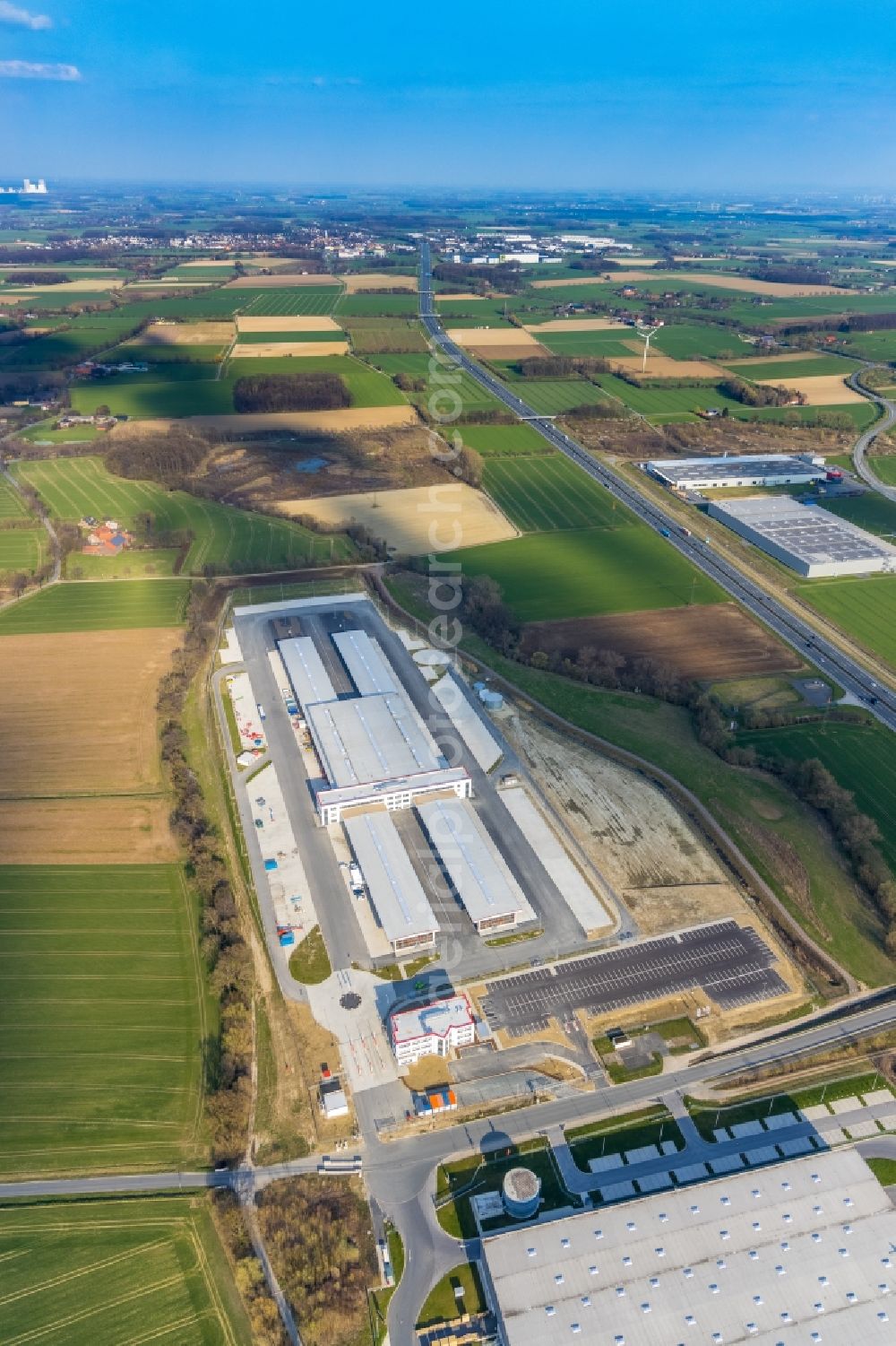 Hamm from above - Construction site to build a new building complex on the site of the logistics center of DPD Deutschland GmbH on Osterboenener Weg in Hamm in the state North Rhine-Westphalia, Germany