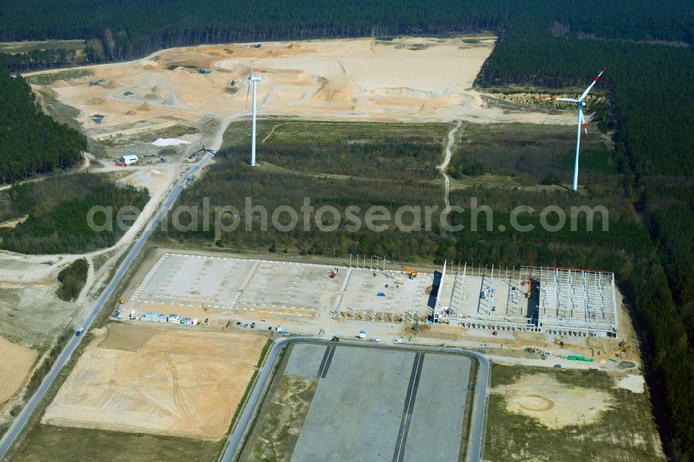 Königs Wusterhausen from above - Construction site to build a new building complex on the site of the logistics center Logistik-Center Berlin Sued I on Robert-Guthmann-Strasse in the district Niederlehme in Koenigs Wusterhausen in the state Brandenburg, Germany