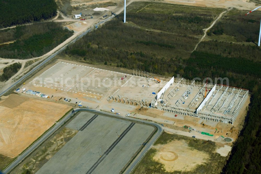 Aerial photograph Königs Wusterhausen - Construction site to build a new building complex on the site of the logistics center Logistik-Center Berlin Sued I on Robert-Guthmann-Strasse in the district Niederlehme in Koenigs Wusterhausen in the state Brandenburg, Germany