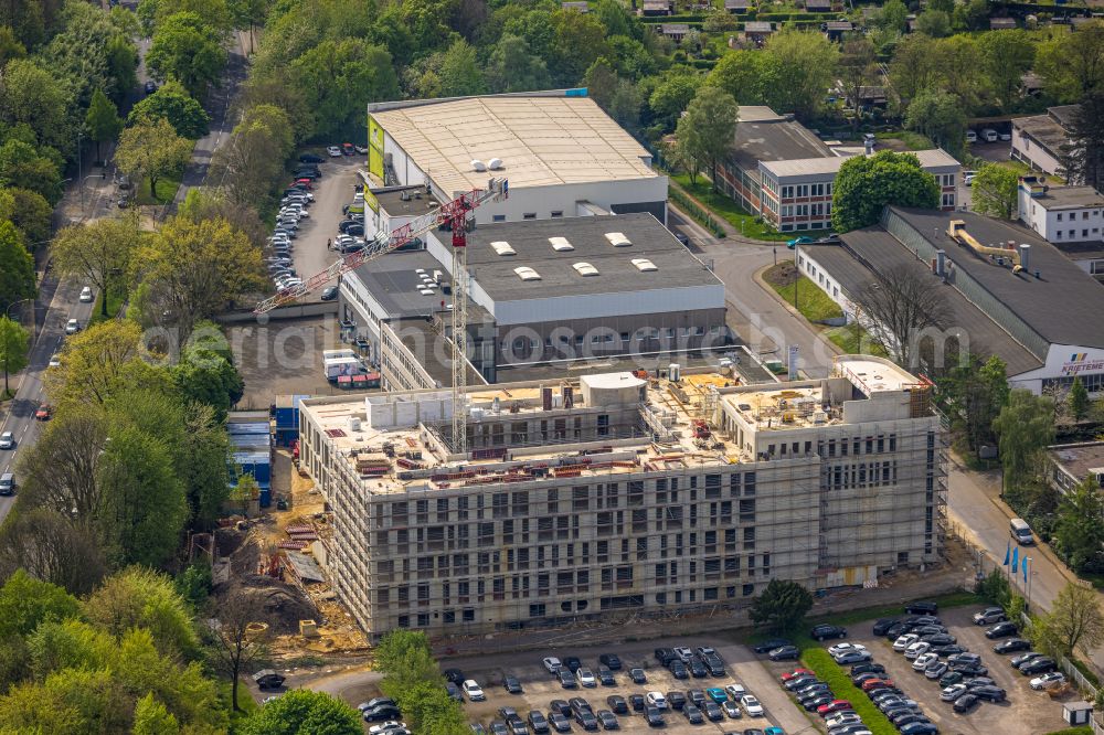 Aerial photograph Essen - Construction site for the new building complex of the FOM University of Applied Sciences on Leimkugelstrasse in the Nordviertel district of Essen in the Ruhr area in the federal state of North Rhine-Westphalia, Germany