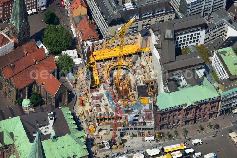 Aerial image Bremen - Construction of the new building of the Bremer Landesbank at the town hall and the cathedral at Bremen