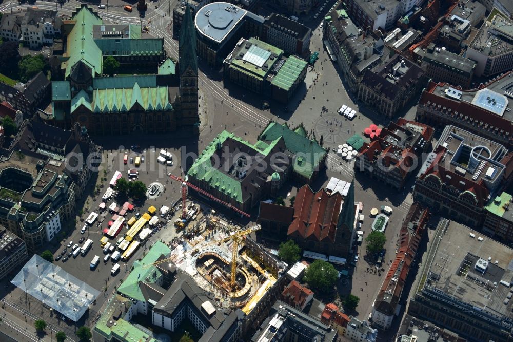 Aerial photograph Bremen - Construction of the new building of the Bremer Landesbank at the town hall and the cathedral at Bremen