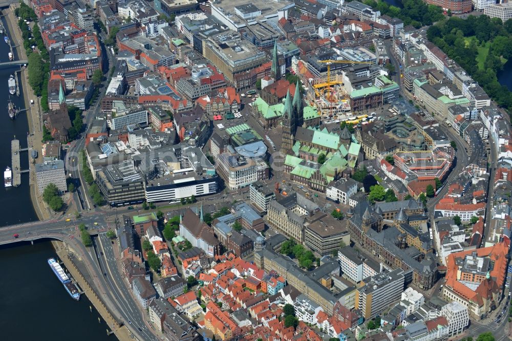 Bremen from above - Construction of the new building of the Bremer Landesbank at the town hall and the cathedral at Bremen