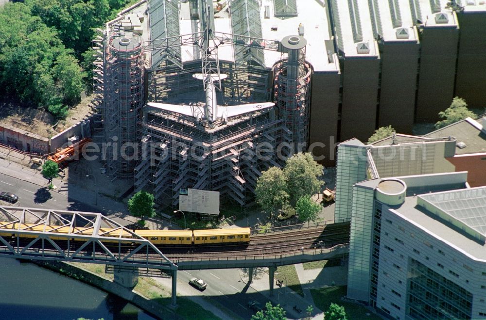 Aerial image Berlin Kreuzberg - View to the Museum of Transport and Technology at the Trebbiner street in the city district Friedrichshain-Kreuzberg of Berlin