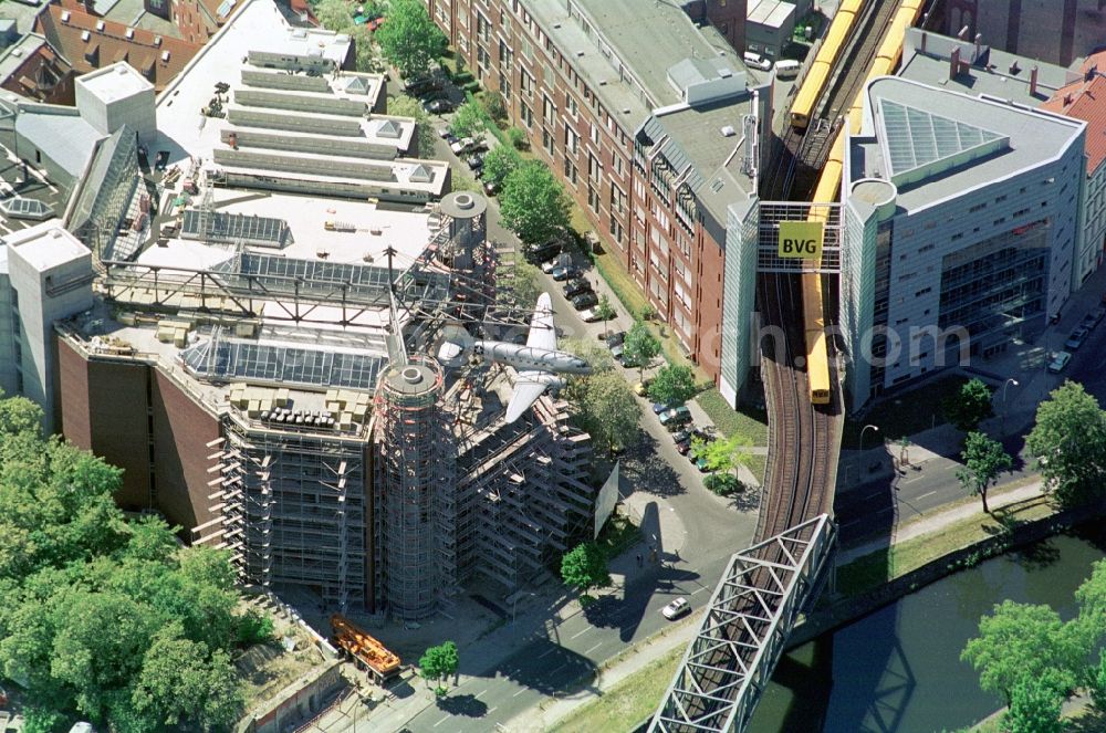 Aerial photograph Berlin Kreuzberg - View to the Museum of Transport and Technology at the Trebbiner street in the city district Friedrichshain-Kreuzberg of Berlin