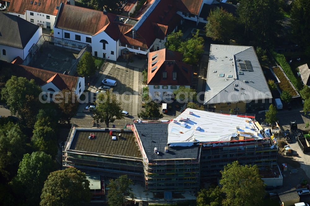 Aerial photograph Gröbenzell - Construction site of Town Hall building of the city administration on Rathausstrasse in Groebenzell in the state Bavaria, Germany