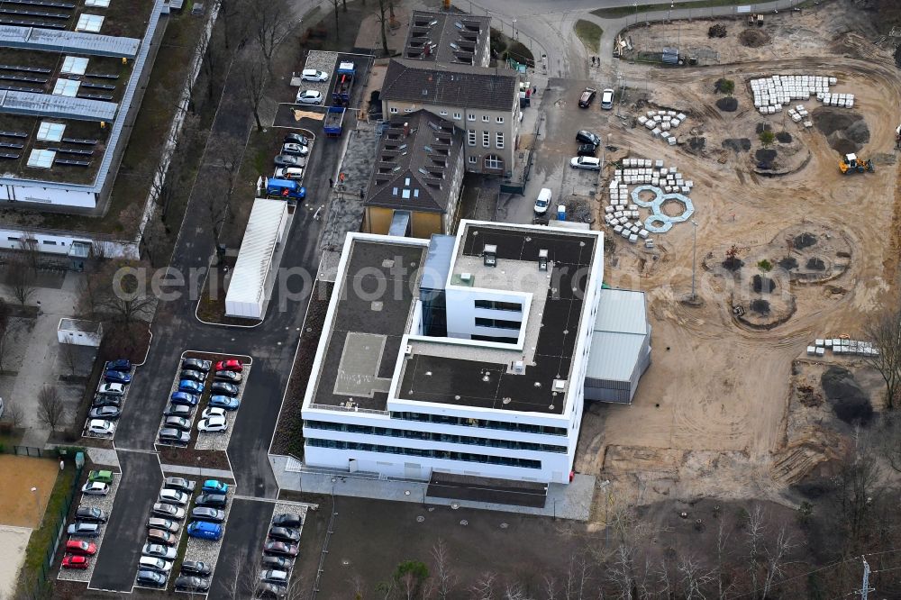 Hohen Neuendorf from the bird's eye view: Construction site of Town Hall building of the city administration on Triftstrasse in Hohen Neuendorf in the state Brandenburg, Germany