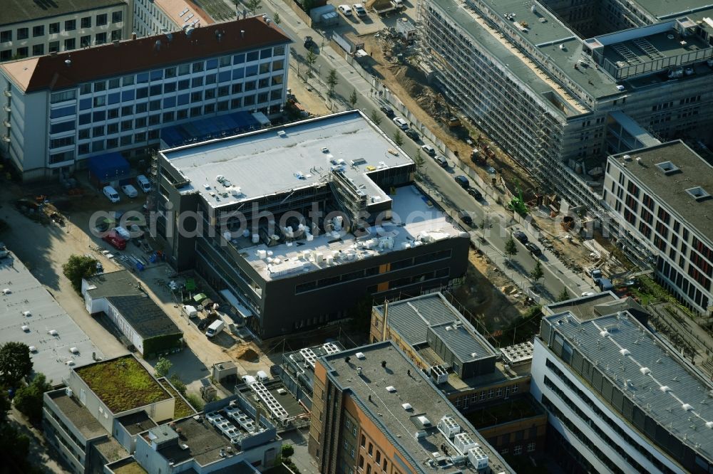 Leipzig from the bird's eye view: Construction site for a health center and medical center Rheumazentrum on Universitaetsklinikum Leipzig on Salomonstrasse in the district Mitte in Leipzig in the state Saxony, Germany