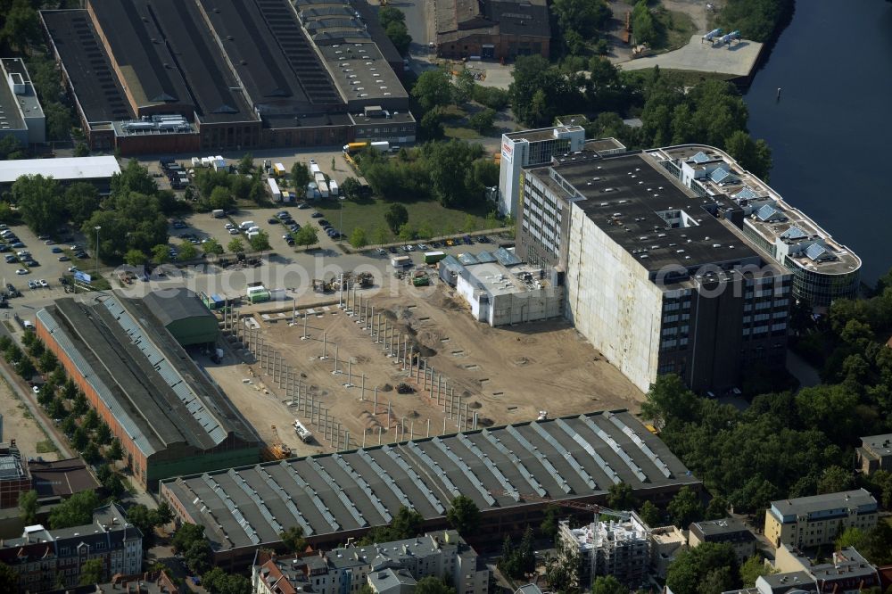 Aerial image Berlin - Construction site for the new building of the Gewerbe- und Logstikpark Dock 100 of the BEOS AG in Berlin in Germany