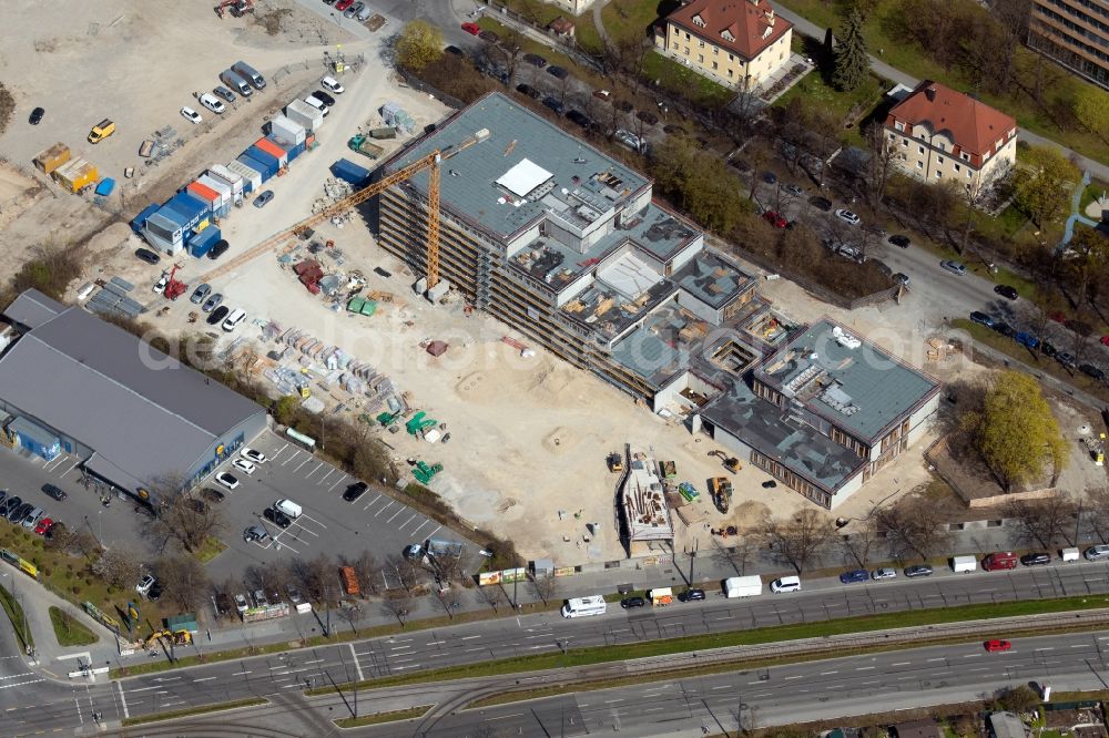 Aerial photograph München - New construction site of the school building on Emmy-Noether-Strasse in the district Moosach in Munich in the state Bavaria, Germany