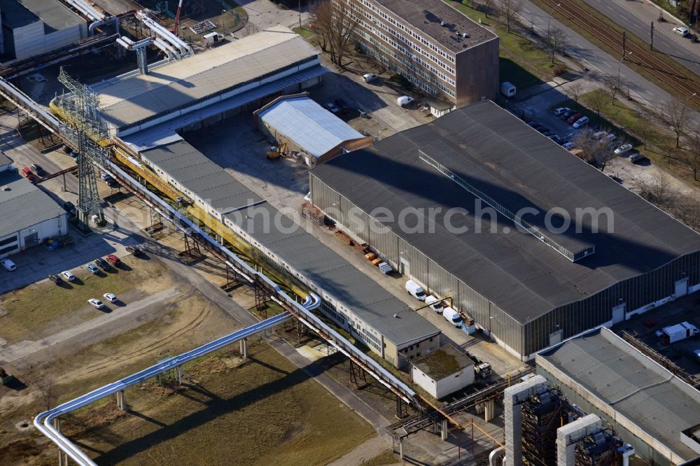 Aerial image Berlin - Construction site of power plants and exhaust towers of thermal power station - Kraft-Waerme-Kopplungsanlage on Rhinstrasse in the district Marzahn in Berlin, Germany