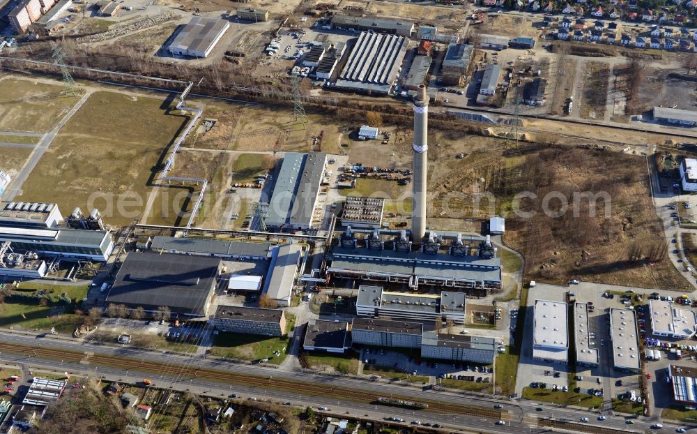 Aerial photograph Berlin - Construction site of power plants and exhaust towers of thermal power station - Kraft-Waerme-Kopplungsanlage on Rhinstrasse in the district Marzahn in Berlin, Germany