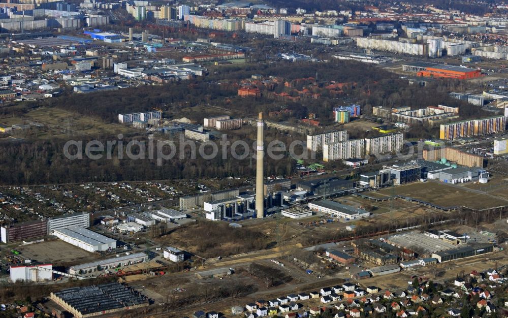 Aerial photograph Berlin - Construction site of power plants and exhaust towers of thermal power station - Kraft-Waerme-Kopplungsanlage on Rhinstrasse in the district Marzahn in Berlin, Germany