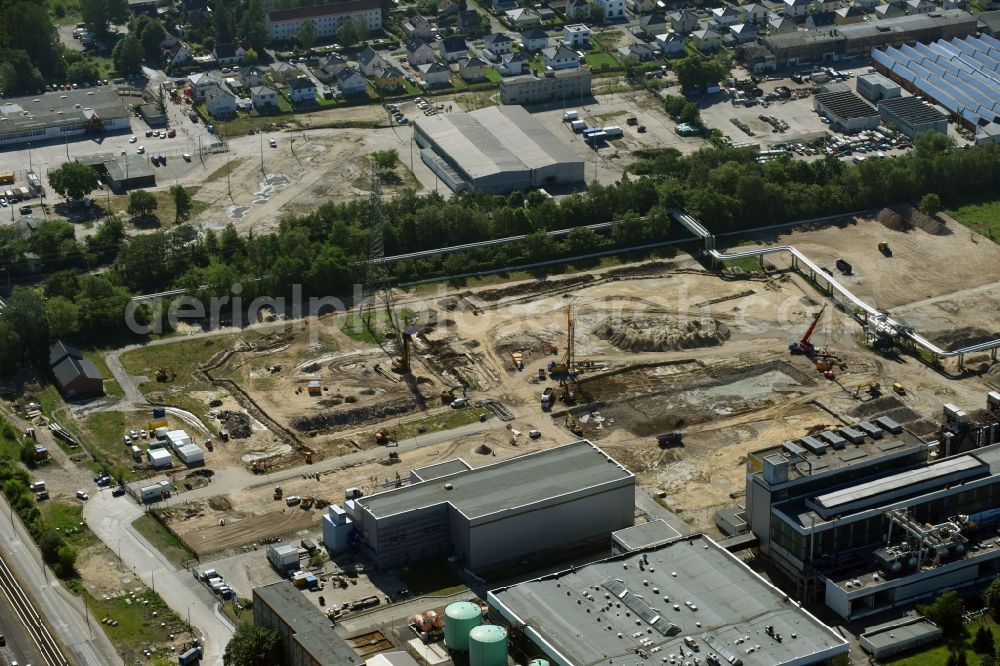 Aerial photograph Berlin - Construction site of power plants and exhaust towers of thermal power station - Kraft-Waerme-Kopplungsanlage on Rhinstrasse in the district Marzahn in Berlin, Germany