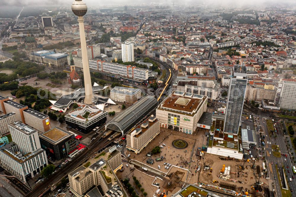 Berlin from the bird's eye view: Construction site for the new construction of the high-rise building complex ALX (also called twin towers) of the twin towers at Alexanderplatz on Alexanderstrasse in the Mitte district in Berlin, Germany