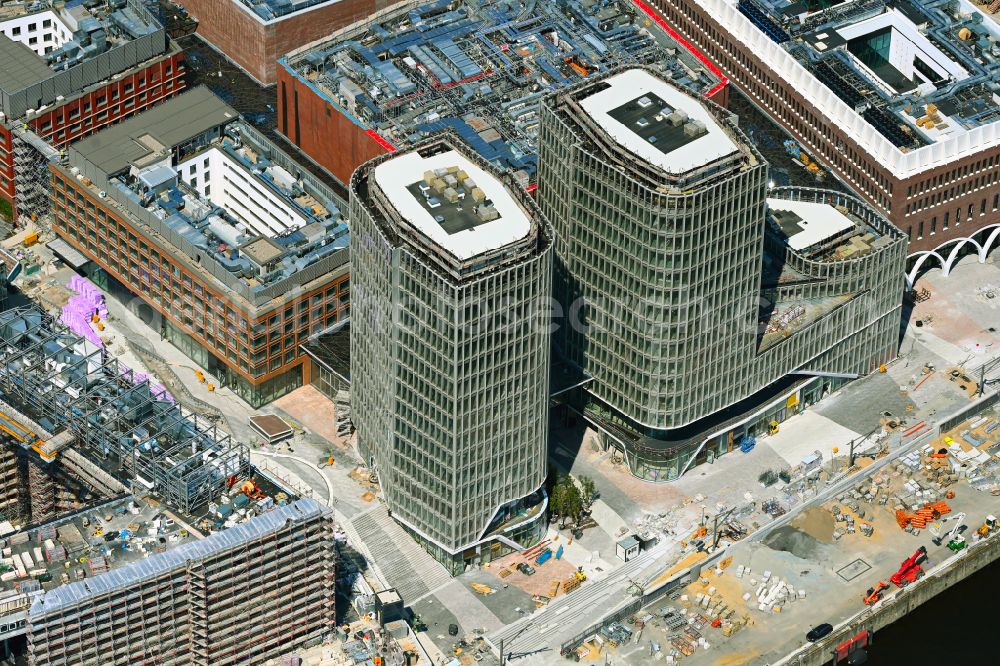 Aerial image Hamburg - Construction site for new high-rise building complex UeBERSEEQUARTIER D1 UND D2 on street New-Orleans-Strasse in the district HafenCity in Hamburg, Germany