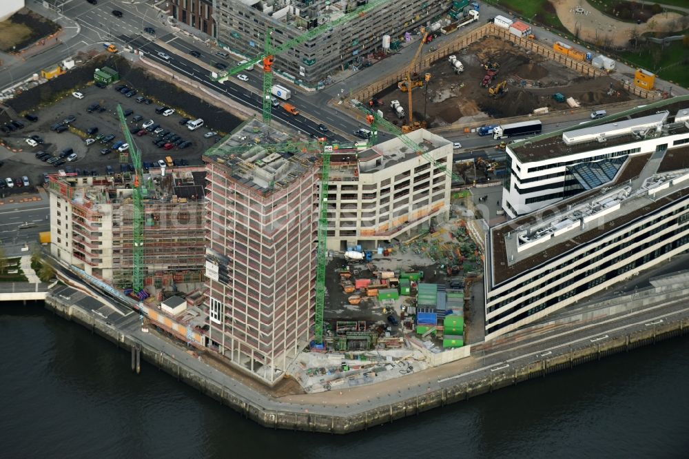 Hamburg from above - Construction site for new high-rise building complex des Buero- und Geschaeftshauses WATERMARK der IQ Tower GmbH & Co. KG in the district HafenCity in Hamburg. A joint project of STRABAG Real Estate GmbH and ECE Projektmanagement G.m.b.H. & Co. KG and BAM Deutschland AG