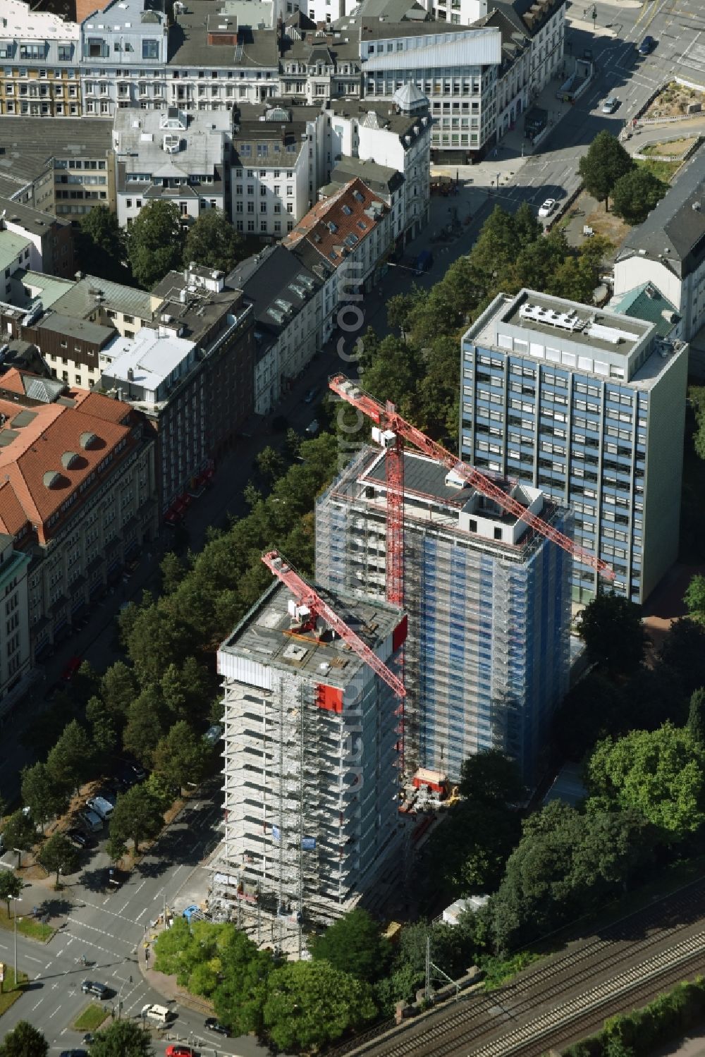 Aerial photograph Hamburg - Construction site for new high-rise building complex Esplace of Becken Development GmbH between Esplanade and Gustav-Mahler-Park in Hamburg