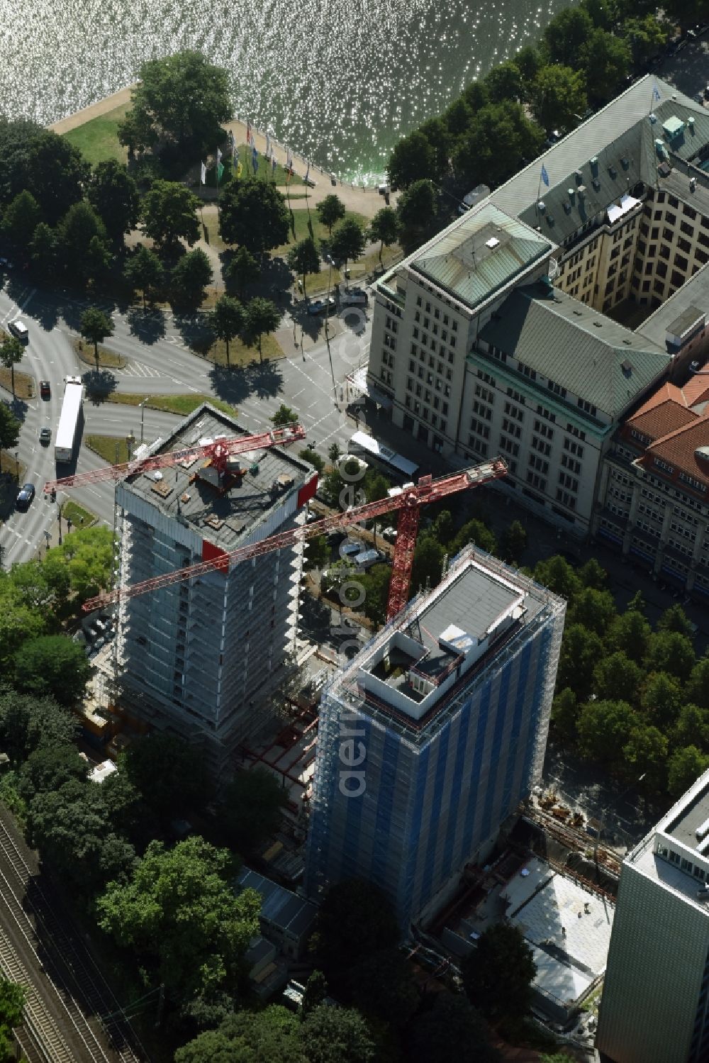 Aerial photograph Hamburg - Construction site for new high-rise building complex Esplace of Becken Development GmbH between Esplanade and Gustav-Mahler-Park in Hamburg