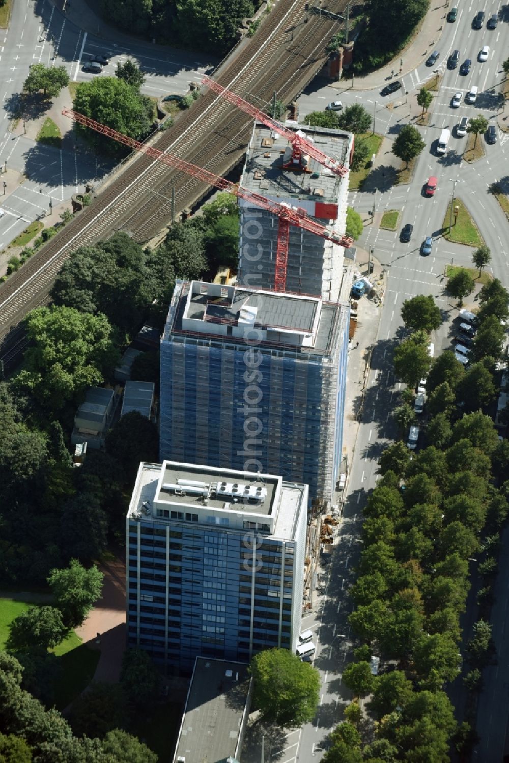 Hamburg from above - Construction site for new high-rise building complex Esplace of Becken Development GmbH between Esplanade and Gustav-Mahler-Park in Hamburg