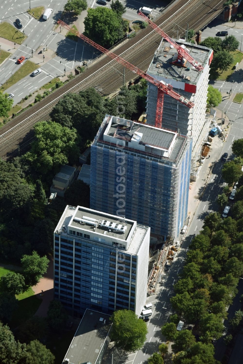 Hamburg from the bird's eye view: Construction site for new high-rise building complex Esplace of Becken Development GmbH between Esplanade and Gustav-Mahler-Park in Hamburg