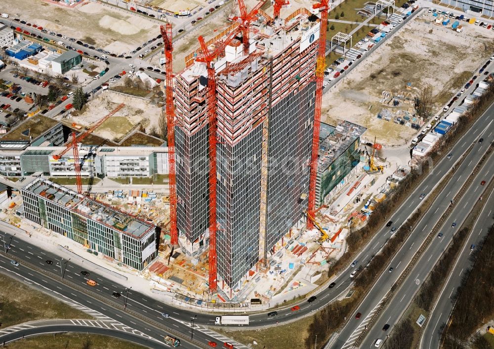 Aerial photograph München - Construction site for new high-rise building complex HighLight Towers on corner Mies-van-der-Rohe- und Walter-Gropius-Strasse in the district Schwabing-Freimann in Munich in the state Bavaria, Germany