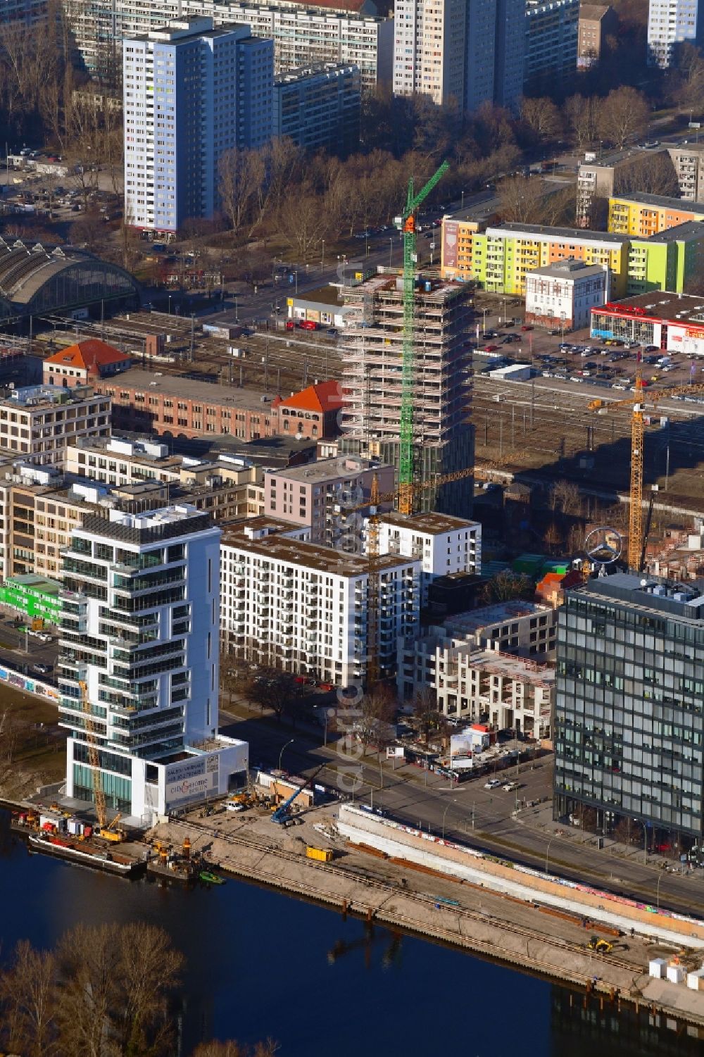 Aerial photograph Berlin - Construction site for new high-rise building complex Hochhaus on Postbahnhof in the district Friedrichshain in Berlin, Germany