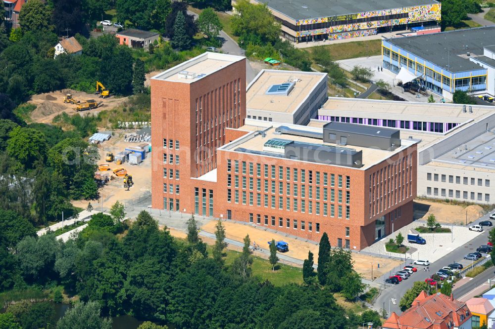 Aerial photograph Freiberg - Construction site for new high-rise building complex Hoersaal- and Bibliothekszentrums of TU Bergakademie Freiberg on street Winklerstrasse - Messeplatz in Freiberg in the state Saxony, Germany