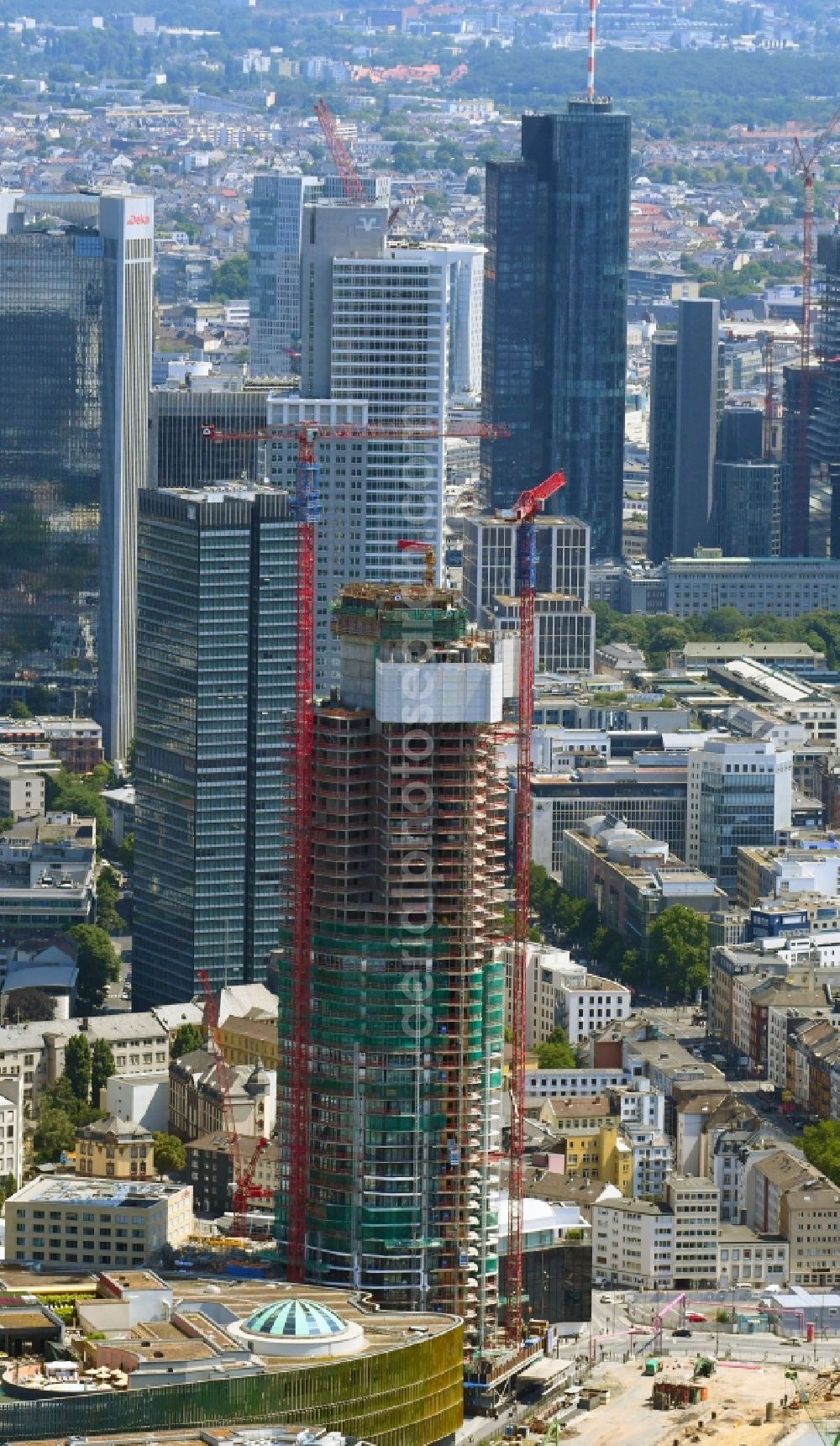 Aerial image Frankfurt am Main - Construction site for new high-rise building complex of Jones Lang LaSalle Residential Development GmbH on Osloer Strasse in Frankfurt in the state Hesse, Germany