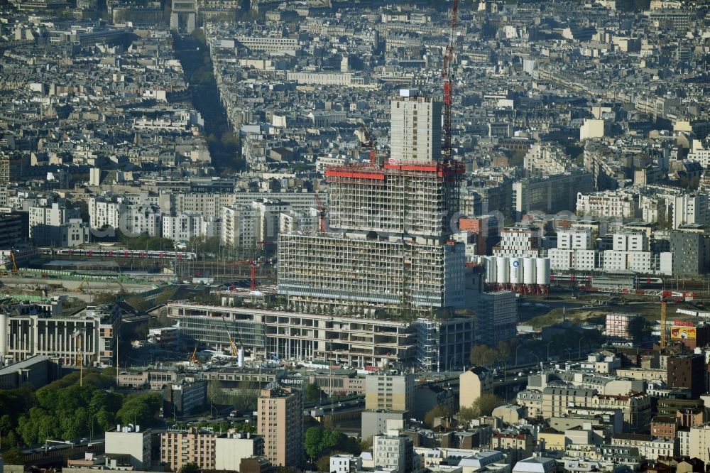 Paris from the bird's eye view: Construction site for new high-rise building complex des Justiz- Palast T.G.I. Batignolles on boulevard Berthier in Paris in Ile-de-France, France