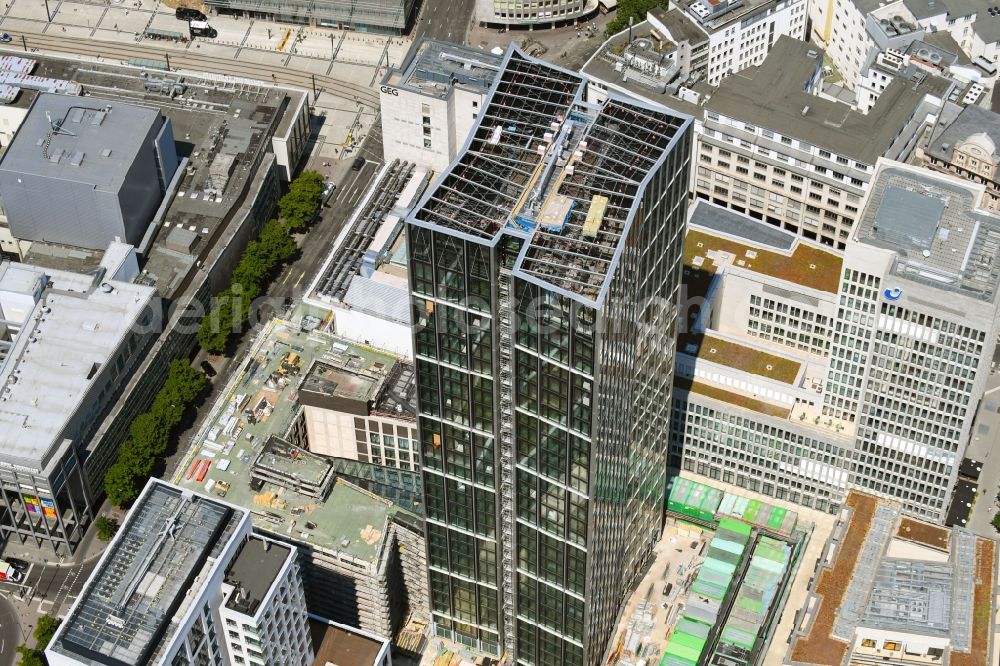 Frankfurt am Main from the bird's eye view: Construction site for new high-rise building complex MainTor WINX on Schneidwallgasse in Frankfurt in the state Hesse, Germany