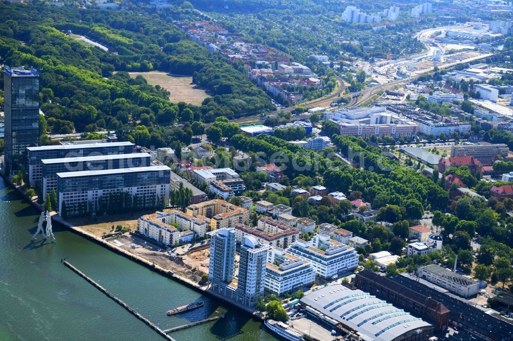 Aerial photograph Berlin - Construction site for new high-rise building complex on river site of Spree along the Fanny-Zobel-Strasse in the district Treptow in Berlin, Germany