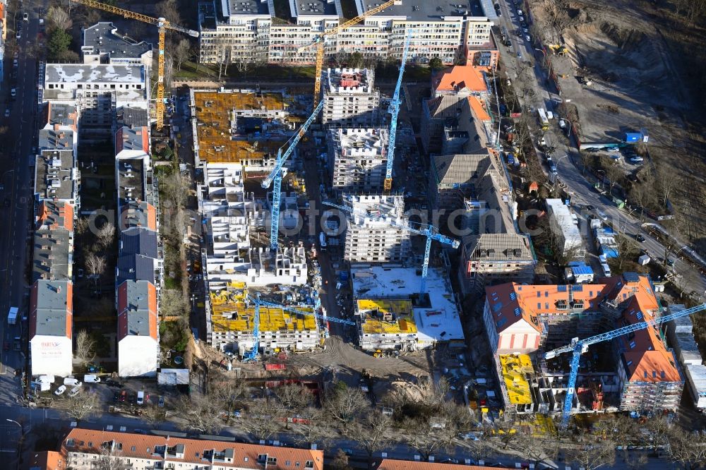 Berlin from the bird's eye view: Construction site for new high-rise building complex am Wohnpark St. Marien in the district Neukoelln in Berlin, Germany