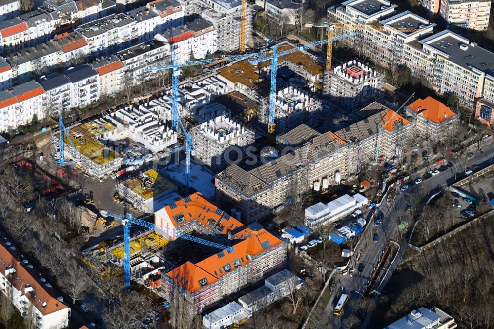 Berlin from the bird's eye view: Construction site for new high-rise building complex am Wohnpark St. Marien in the district Neukoelln in Berlin, Germany