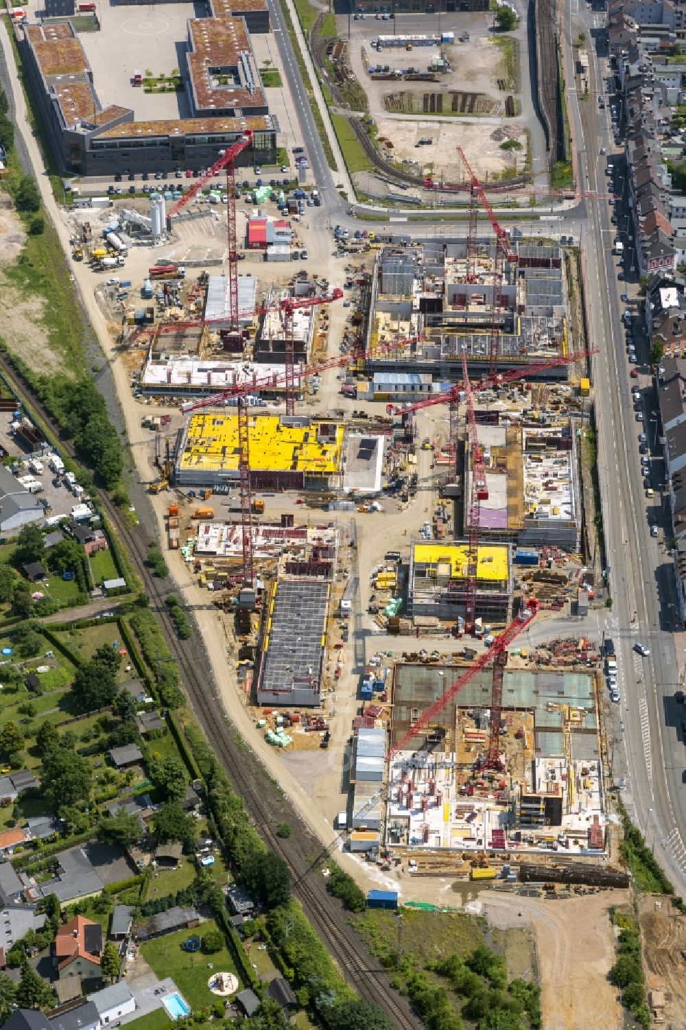 Aerial photograph Mülheim an der Ruhr - Construction site for the new building of the University of Duisburg in the Ruhr West Street in Mülheim an der Ruhr in North Rhine-Westphalia