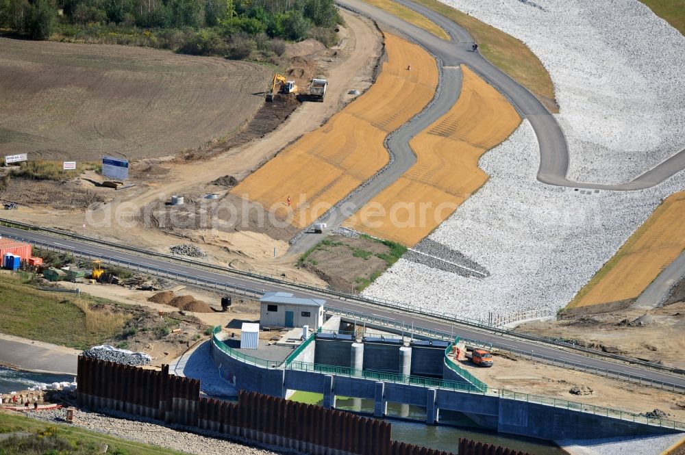 Aerial image Zitschen - Construction site to build a new high-water intake structure on the western shore of Lake Zwenkau at Zitschen in Saxony