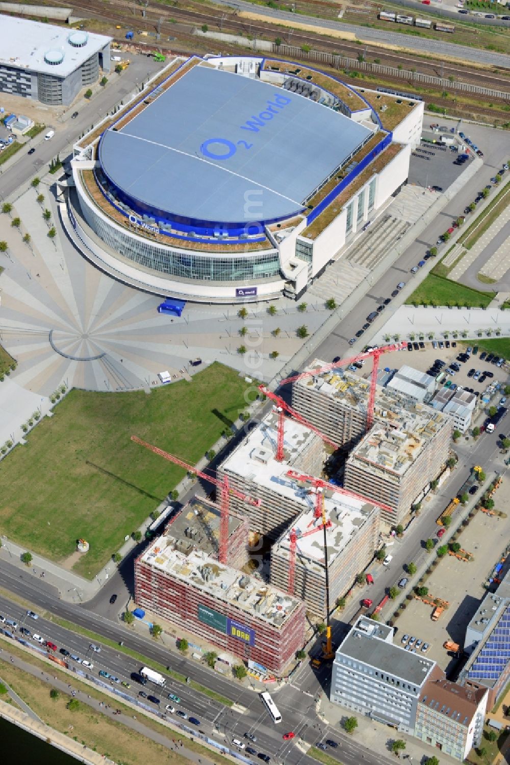 Berlin from above - Construction site to build a new hotel and office campus on the Anschutz area in the district of Friedrichshain in Berlin. Porr Solutions Germany GmbH is the owner and developer of the property