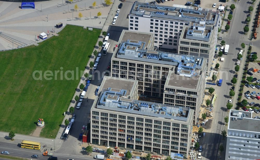 Berlin from above - Construction site to build a new hotel and office campus on the Anschutz area in the district of Friedrichshain in Berlin. Porr Solutions Germany GmbH is the owner and developer of the property