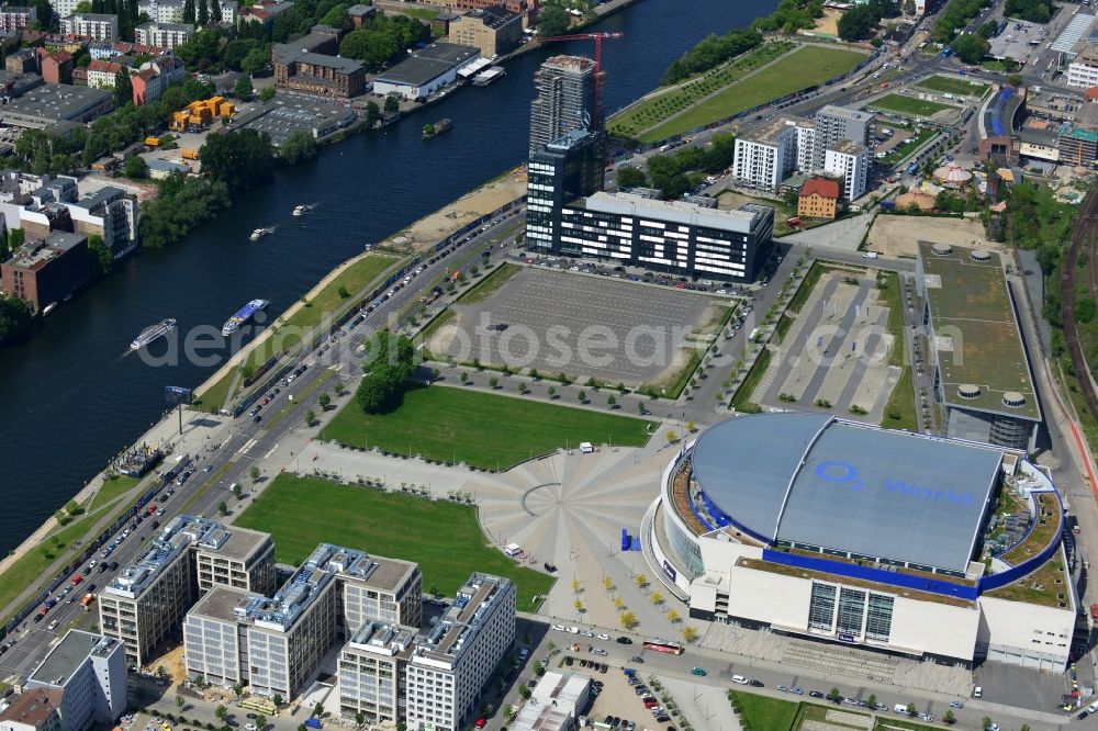 Aerial photograph Berlin - Construction site to build a new hotel and office campus on the Anschutz area in the district of Friedrichshain in Berlin. Porr Solutions Germany GmbH is the owner and developer of the property