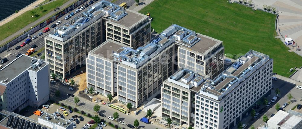 Berlin from above - Construction site to build a new hotel and office campus on the Anschutz area in the district of Friedrichshain in Berlin. Porr Solutions Germany GmbH is the owner and developer of the property