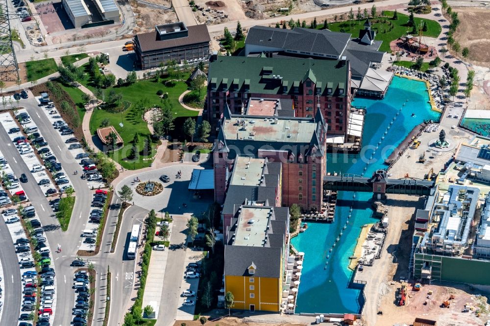 Aerial photograph Rust - Construction for the new building of the spa and swimming pool at the swimming pool of Recreation Europa-Park in Rust in the state Baden-Wurttemberg