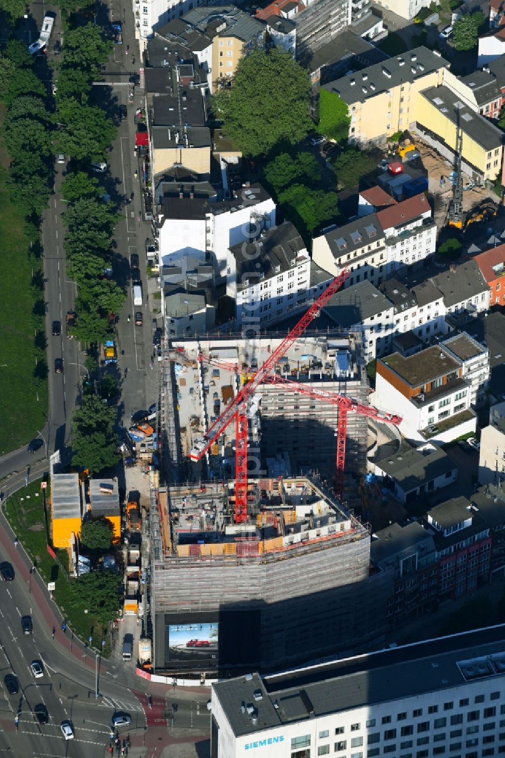 Aerial image Hamburg - New construction site the hotel complex Adenauerallee corner Lindenstrasse in the district St. Georg in Hamburg, Germany